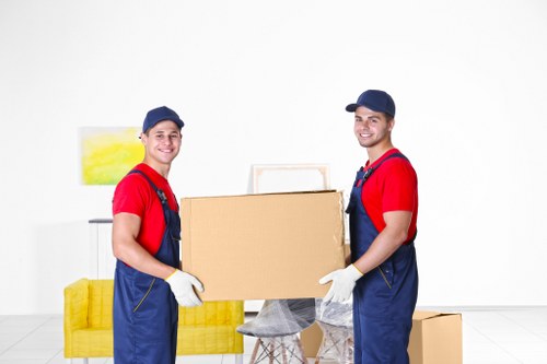 Man and van moving service in Elmersend for local homes and flats