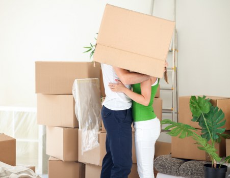 Removal van loaded for a careful residential move in Elmersend